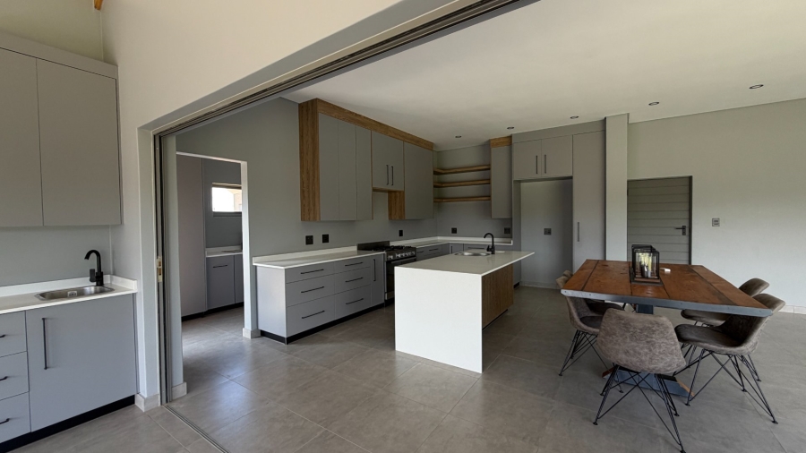  Bedroom Property for Sale in Vyfhoek A H North West